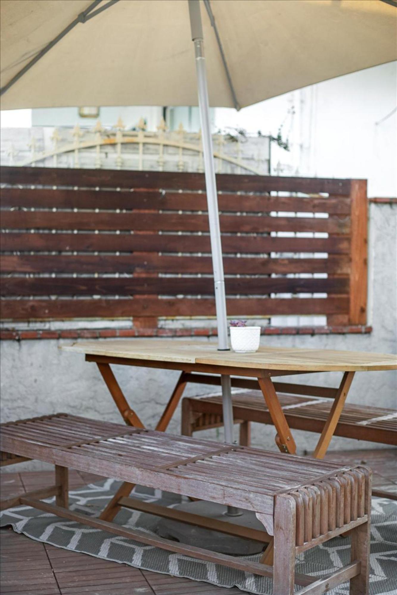 New Beautiful Boho By Beach, Downtown + Shops Holiday home