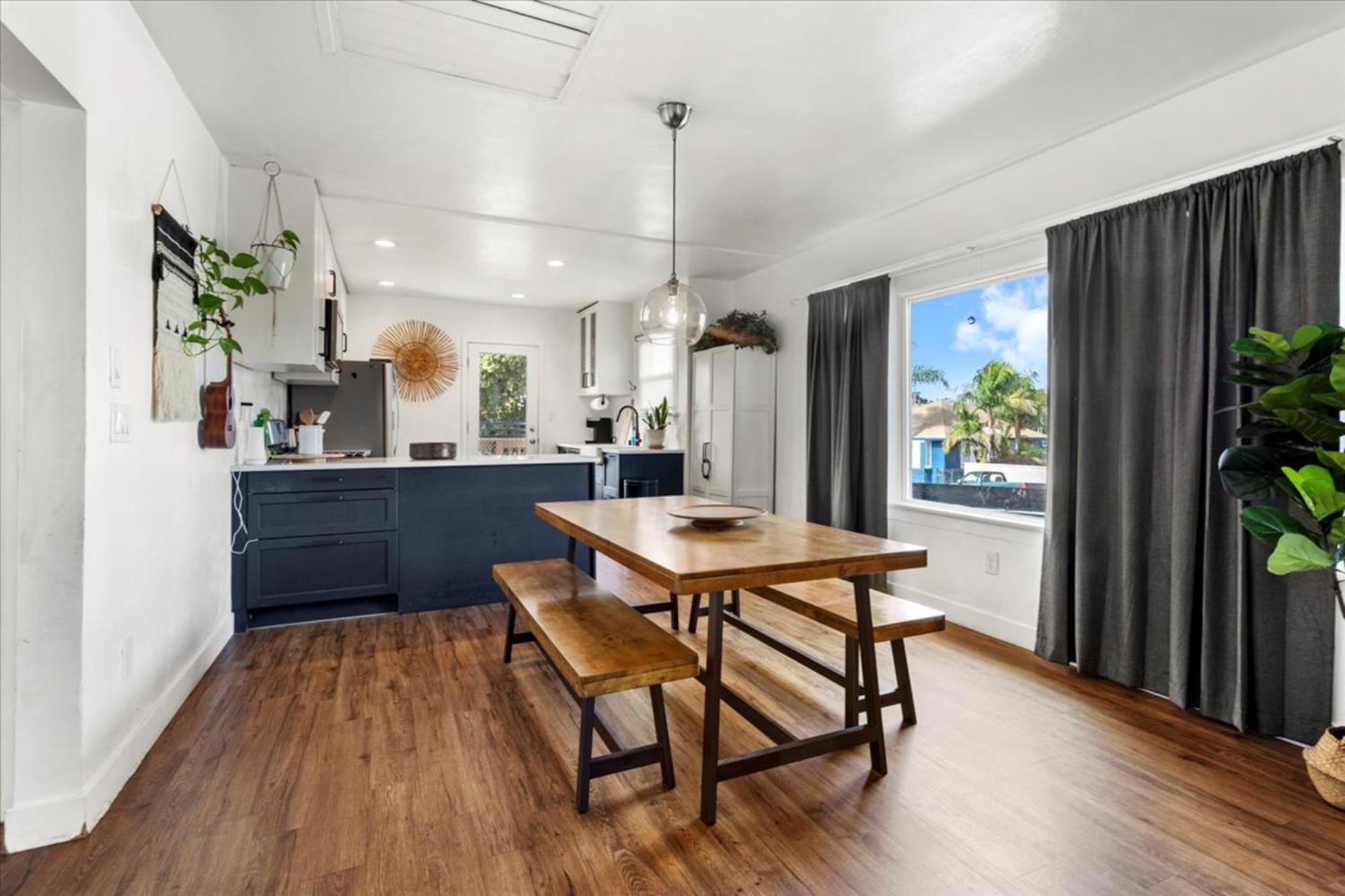 New Beautiful Boho By Beach, Downtown + Shops Holiday home *